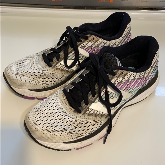 New Balance Shoes - New balance women’s size 7.5